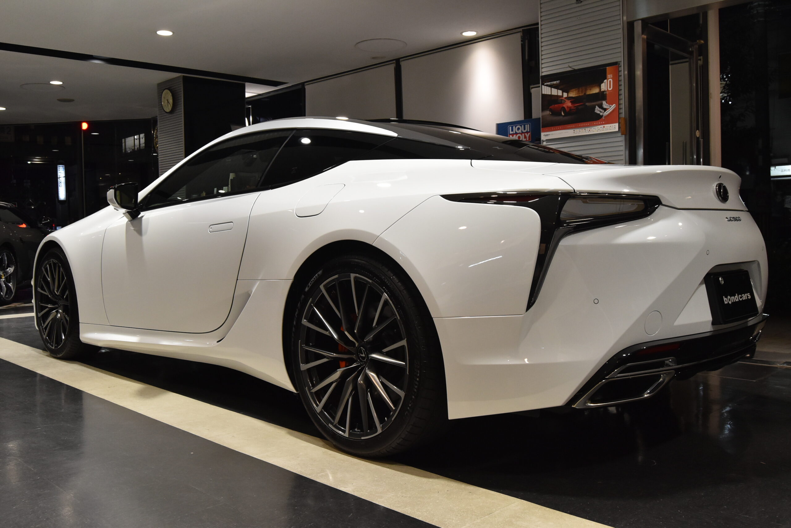 ＬＥＸＵＳ　ＬＣ５００　Ｓパッケージ　ホワイトノーヴァガラスフレーク パフォーマンスアップグレードパッケージ オレンジキャリパー ２１インチＯＰアルミホイール ヘッドアップディスプレイ