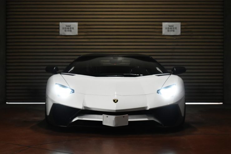 AVENNTADOR アヴェンタドール SV ホイール カスタム ローダウン