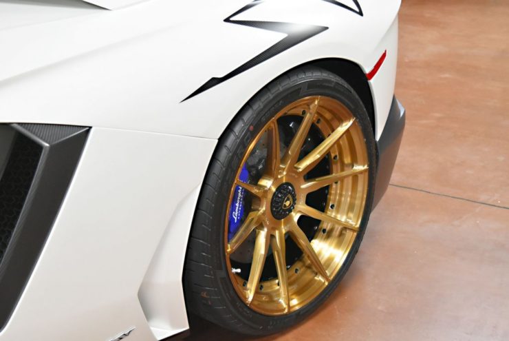 ADV.1　センターロック　アヴェンタドールSV　SV　ランボ
