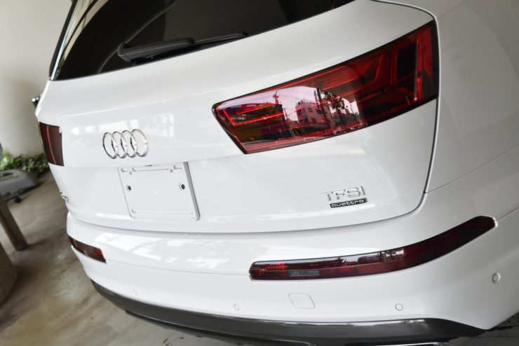 Q7 テールレンズ スモークペイント