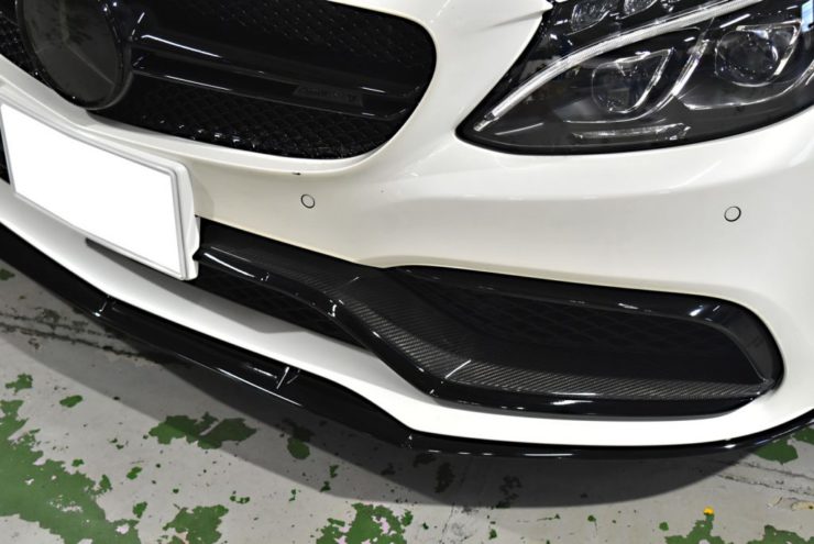 C63　エディション1　エンブレムペイント　ブラックアウト
