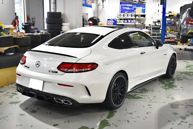 C63S　クーペ　エディション1　カーボンパッケージ　ブラックアウト　エンブレムペイント