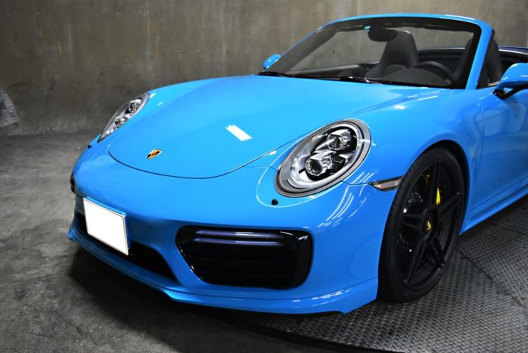 ポルシェ　991　シボ取りペイント　ブラックアウト　エンブレムペイント