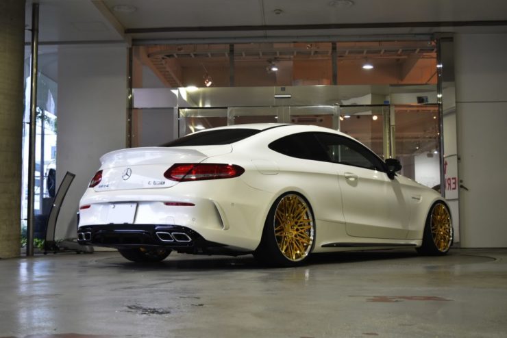 AMG C63 カスタム