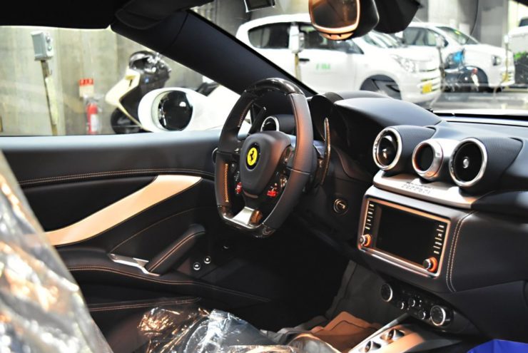 フェラーリ　テーラーメード　プロテクションフィルム　ローダウン　車高調　車高調整