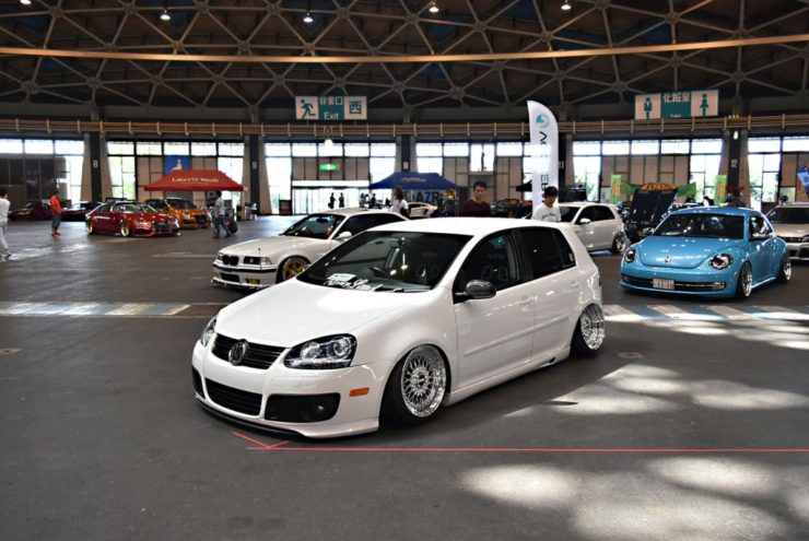 VW　ゴルフ　BBS　リバレル　シャコタン