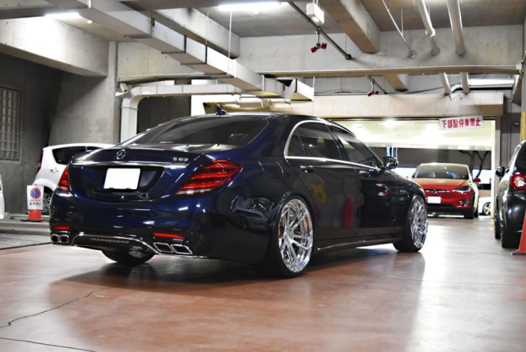 AMG S63 W222 S550 S560 ローダウン 22インチ