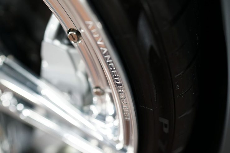 ADV.1　ADV1　アメ鍛　ホイール　フェラーリ　ランボルギーニ　ベントレー　ロールス