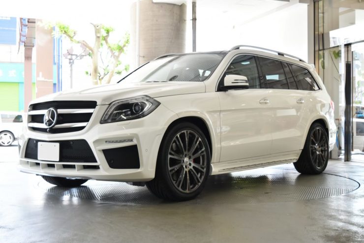 X166 GL550 BRABUS
