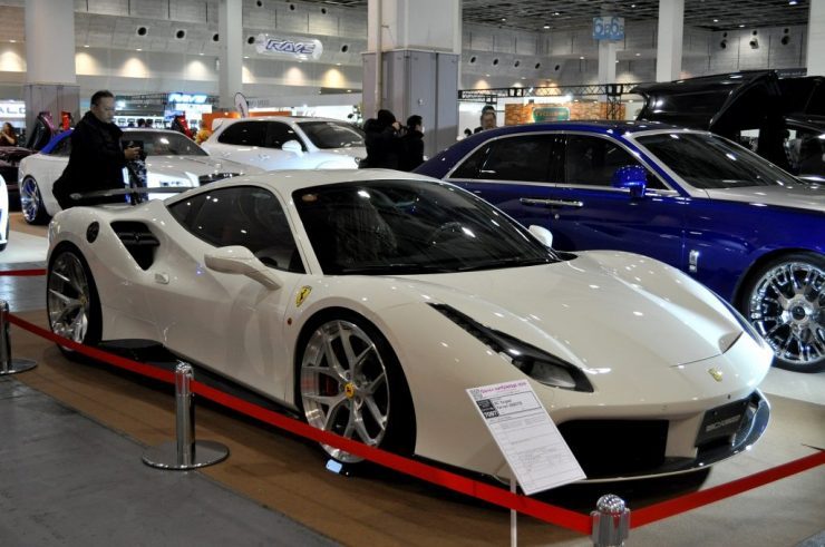 フェラーリ　488　BCフォージド　ノヴィテック　カプリスト　マフラー　ローダウン