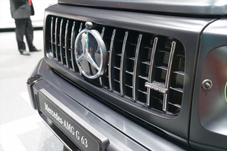 AMG　新型ゲレンデ　Gクラス　ブラックアウト　エンブレムペイント