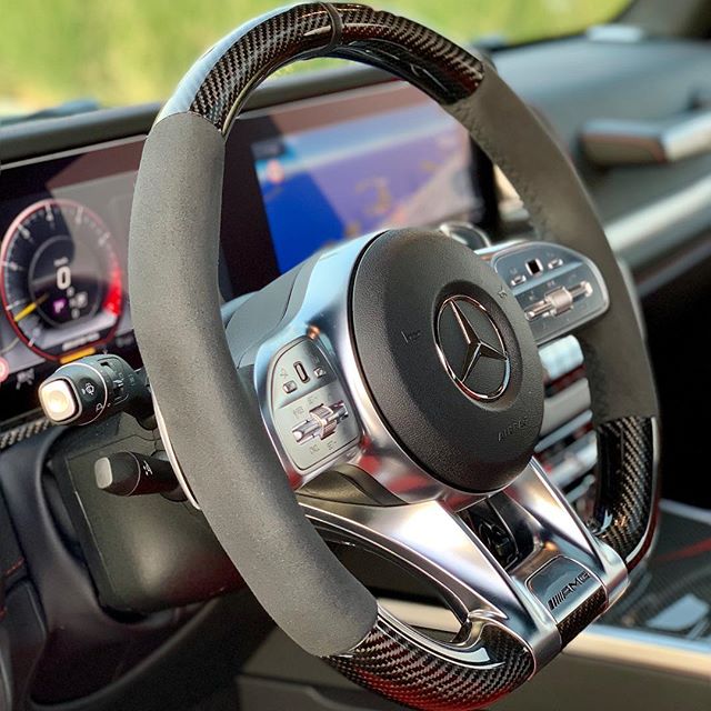 新型Ｇ63　カーボンステアリング　Ｗ463　Ｗ464　Ｇ63