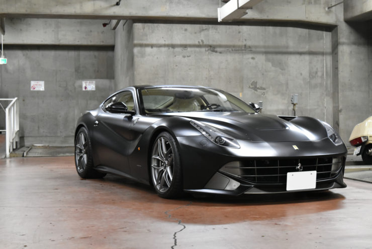 f12 カスタム　フェラーリ　ベルリネッタ