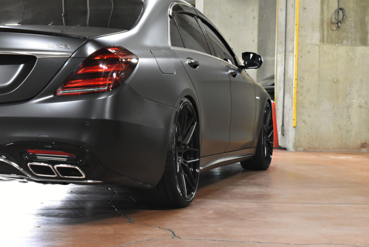 AMG　S63　W222　マットブラック　22インチ　ホイール　マフラー