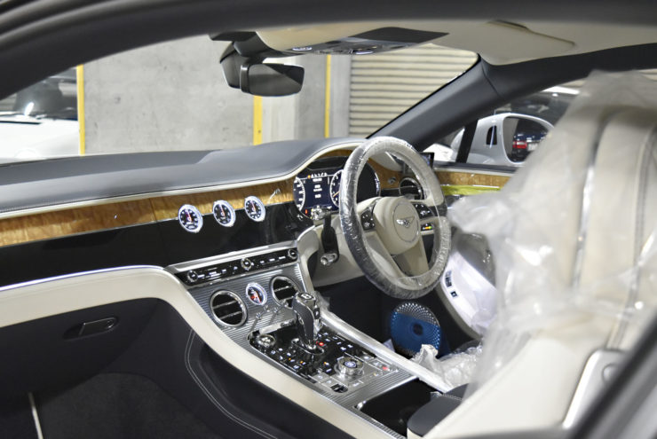 ベントレー　コンチネンタルGT　TVキャンセラー　ローダウン　22インチ　プロテクションフィルム　
