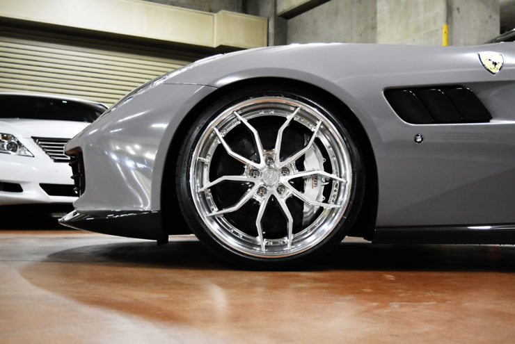 フェラーリ　アナーキー　HRE 　ハイパーフォージド　ロティフォーム