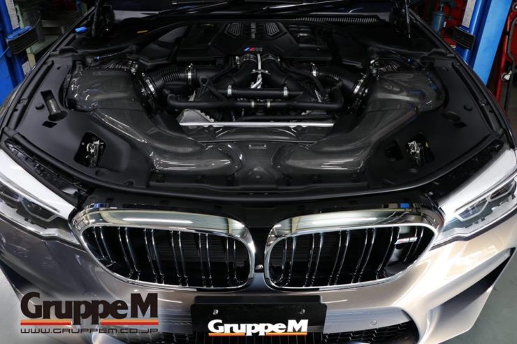 グループM　クリーナー　BMW　M5　F90　アナーキー　22インチ