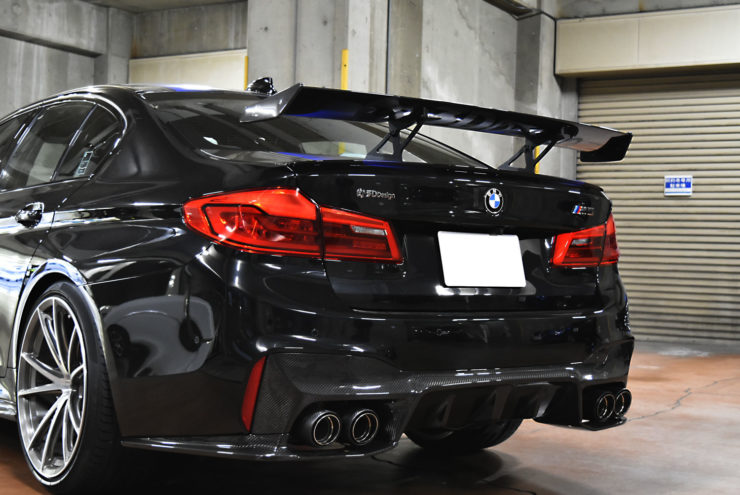 BMW F90 M5 3Dデザイン　エアロ　ローダウン　車高調