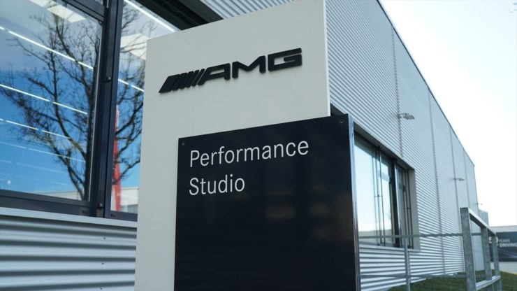 AMG AMGパフォーマンススタジオ　ドイツ　AMG本社　ベンツ