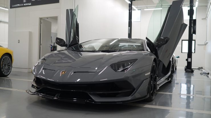 ランボルギーニ　アヴェンタドール　SV　SVJ