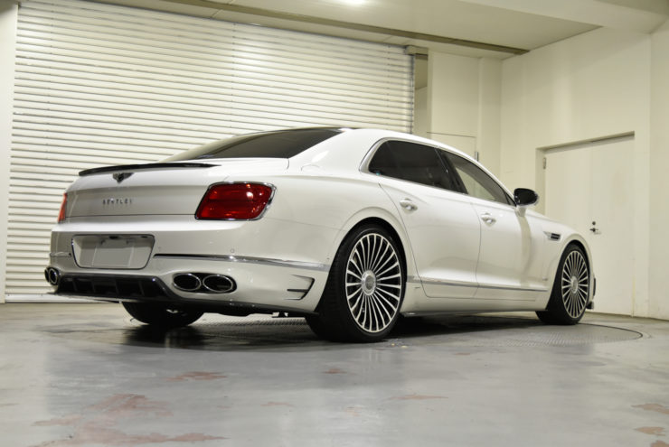 フライングスパー　エアロ　MANSORY　カーボン　カスタム　東京