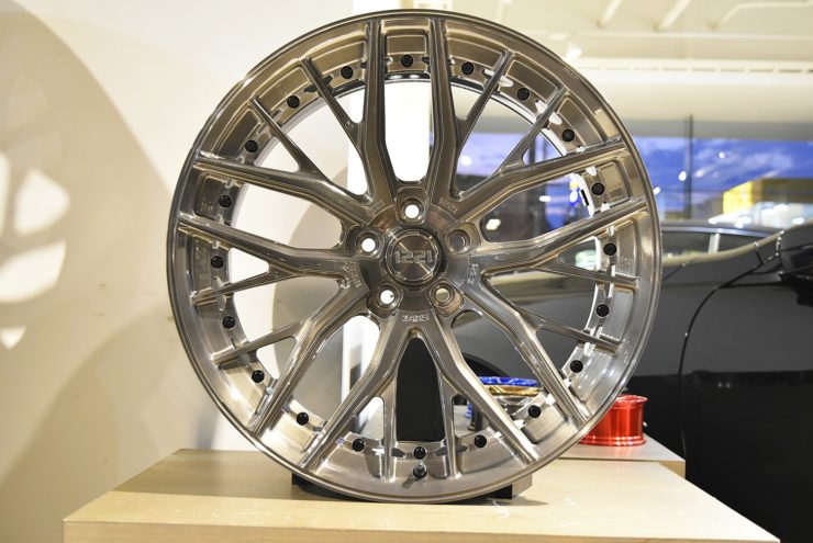 AMG　C63　クーペ　W205　中古ホイール　在庫　新品　アメ鍛　1221