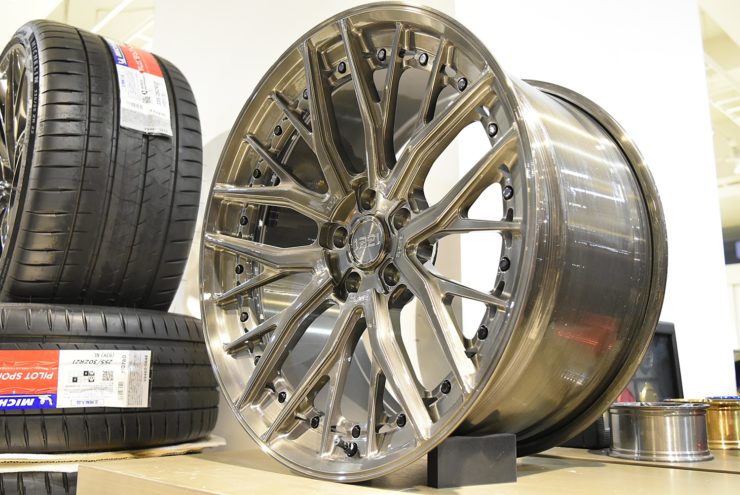 AMG　C63　クーペ　W205　中古ホイール　在庫　新品　アメ鍛　1221