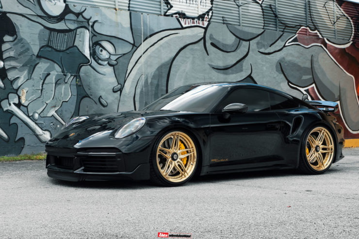 PORSCHE　ポルシェ　992　ターボ　ターボS　カスタム　ホイール　アメ鍛　HRE