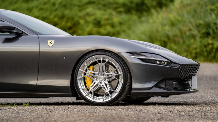 Ferrari Roma フェラーリ ローマ カスタム ローダウン ホイール AL13 R140 ロベルタ インチアップ マフラー