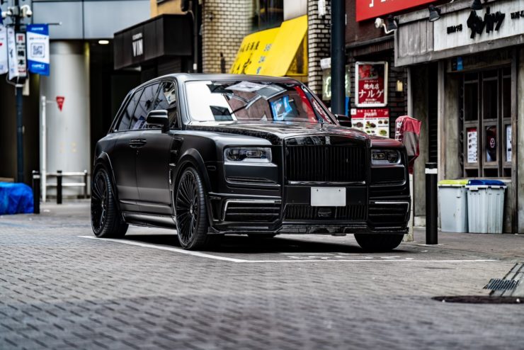 ＲollsRoyce Cullinan MANSORY ロールスロイス　カリナン　フルマンソリー　カスタム　ローダウン　ブラックアウト　マットブラック　24インチ　