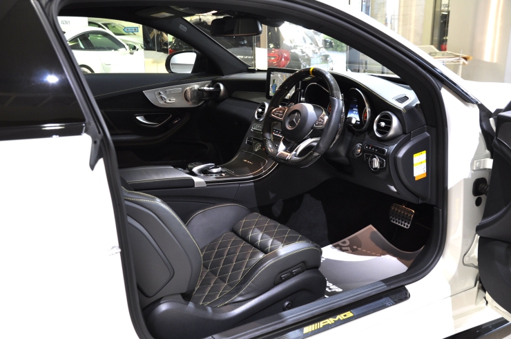 MercedesAMG AMG C63 エディション1　bond　カスタム　ドレスアップ　東京