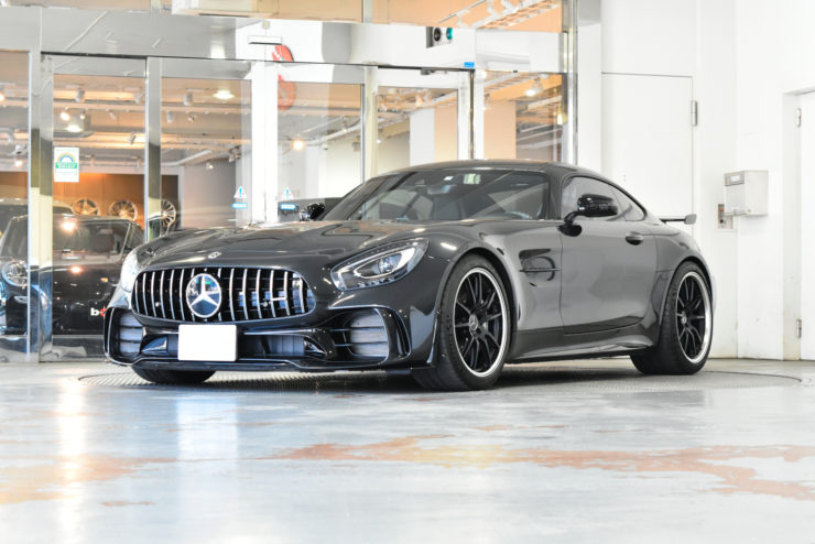 AMG GTR ローダウン　カスタム　ペイント　スペーサー　しぼ取り　ブラックアウト