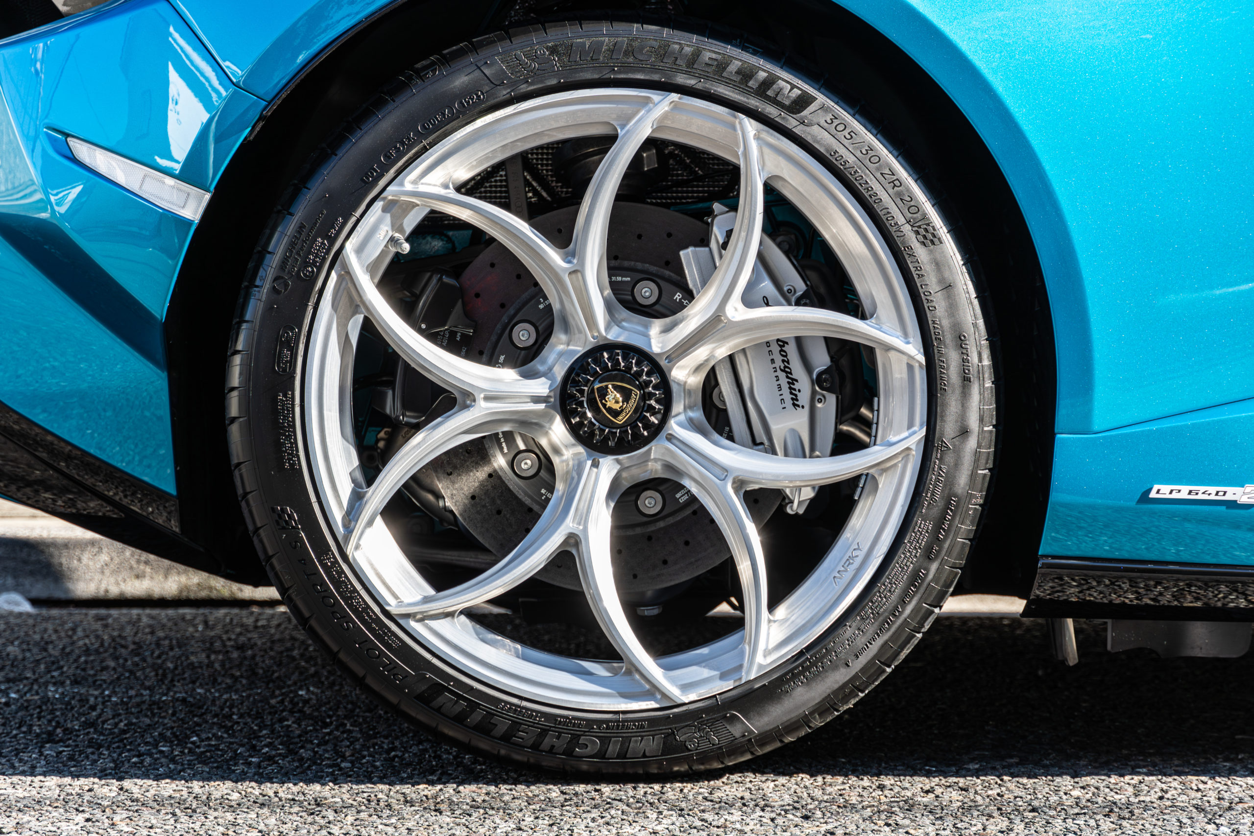 ウラカン　カスタム　ホイール　テクニカ　ANRKY　アナーキー　TECNICA ランボルギニーキ　HURACAN S1X0