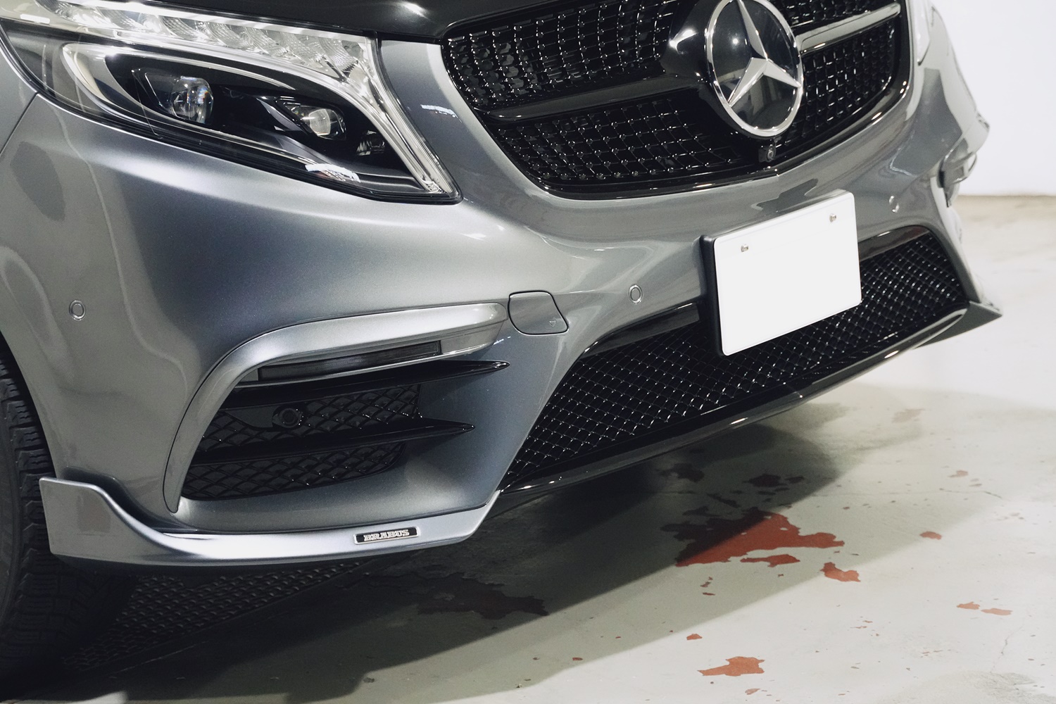 W447 Vクラス V220d カスタム エアロ BRABUS フロントリップ
