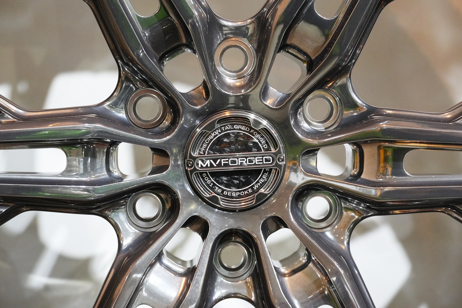 bond　ボンド東京　ホイール　カスタム　アメ鍛　MV FORGED　LEXUS　24インチ