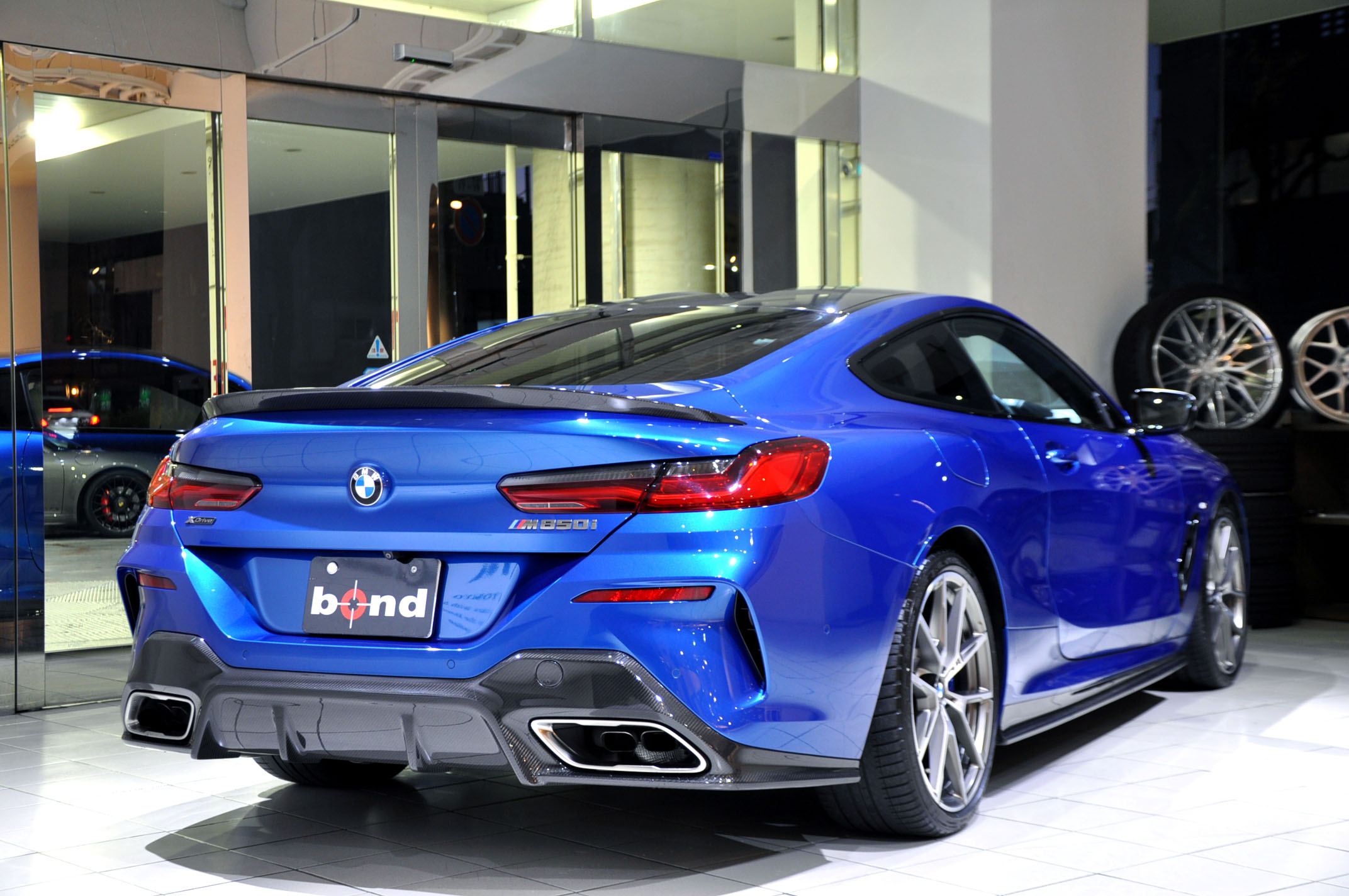 BMW M850i XDrive 3Ddesign carbon カスタム bond ボンド 東京