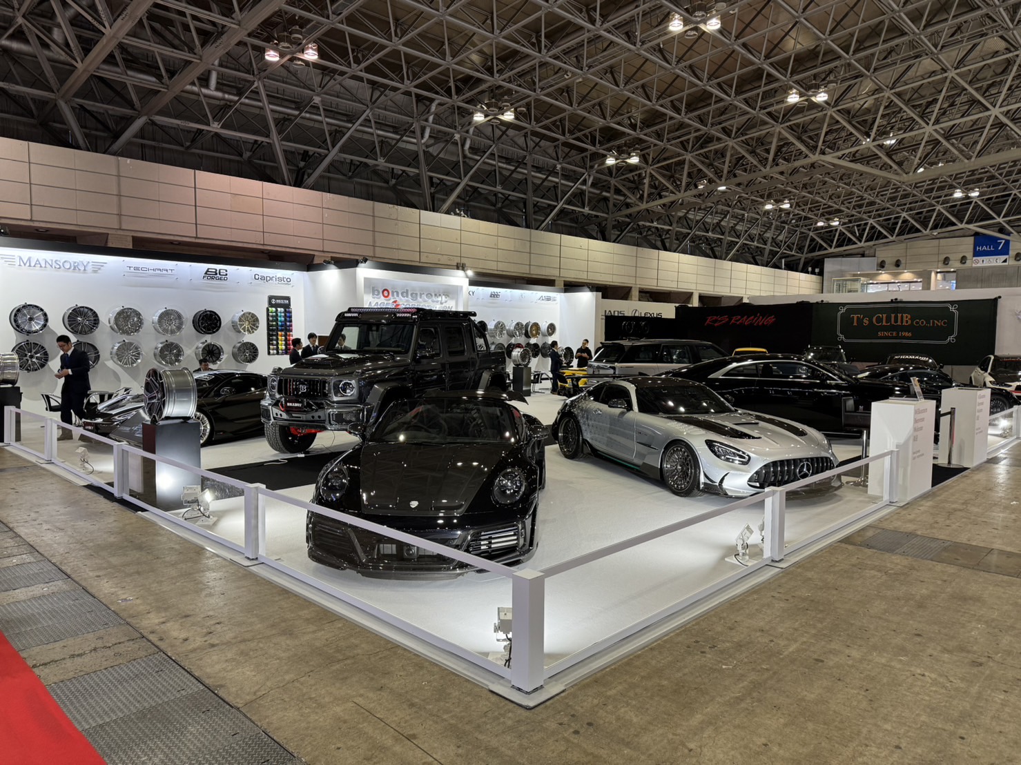 オートサロン ボンドブース ポルシェ フェラーリ レンジローバー AMG GT MV ANARKY マクラーレン LM レクサス