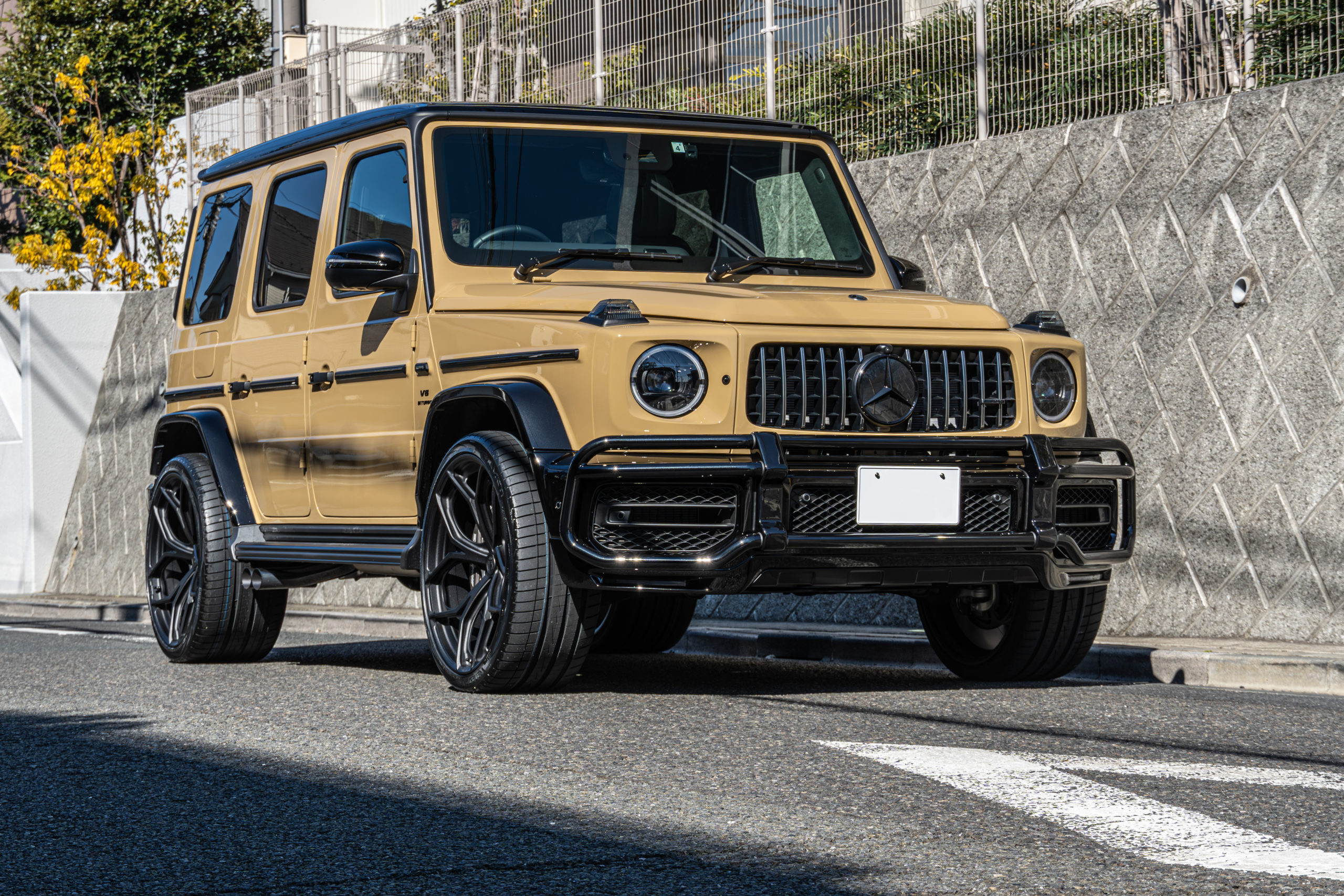 Ｇ63 24インチ　HRE P111 BRABUS ベージュ モノブロック