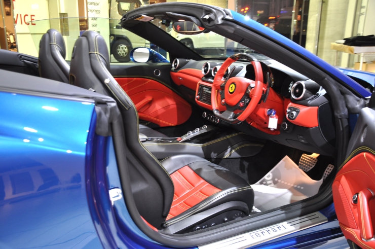 Ferrari CaliforniaT フェラーリ カリフォルニアT 輸入車 販売 買取 カスタム bond ボンド 東京