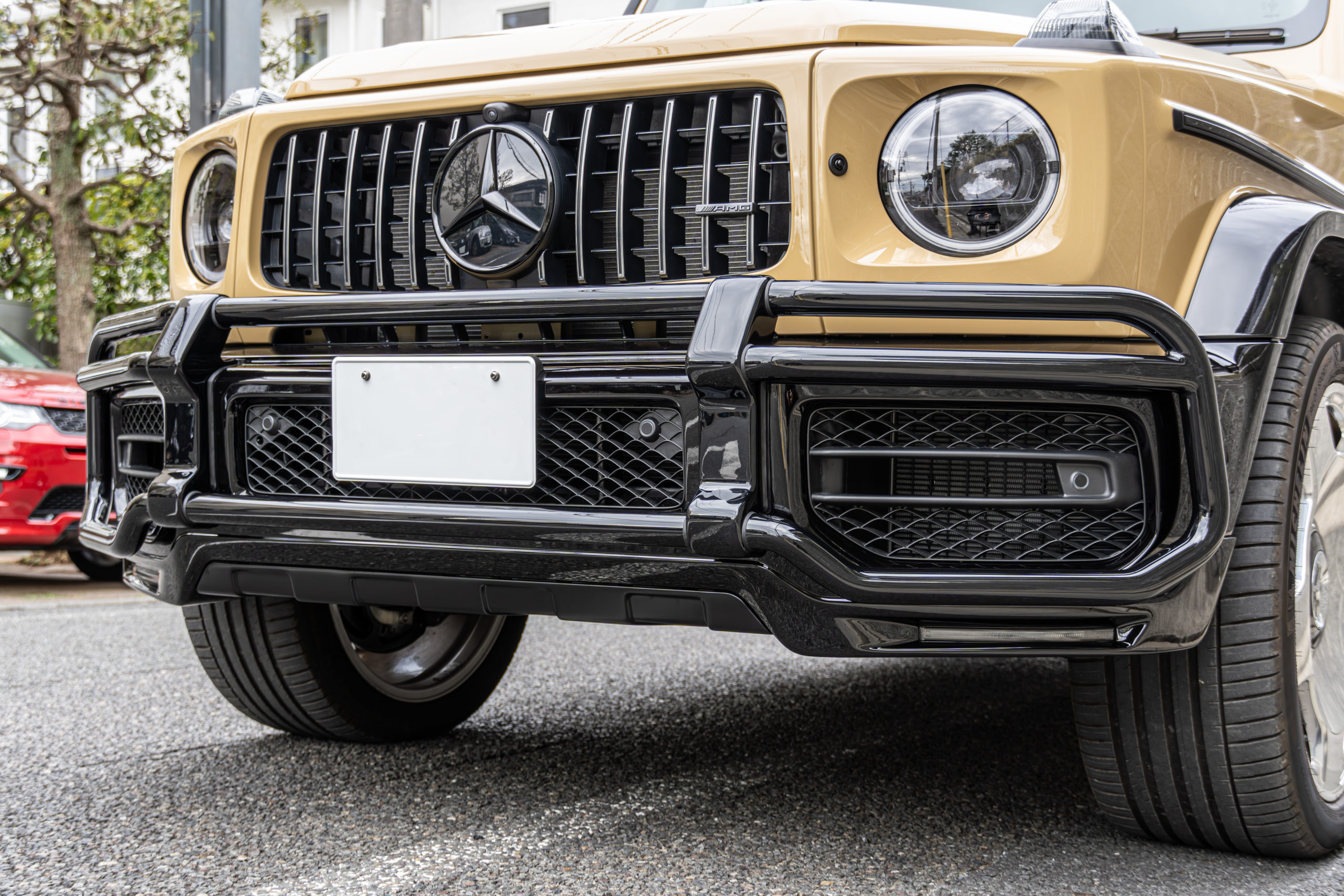 G63 BRABUS ブラバス　ベージュ　マフラー　カスタム　ブラッシュガード　グリルガード