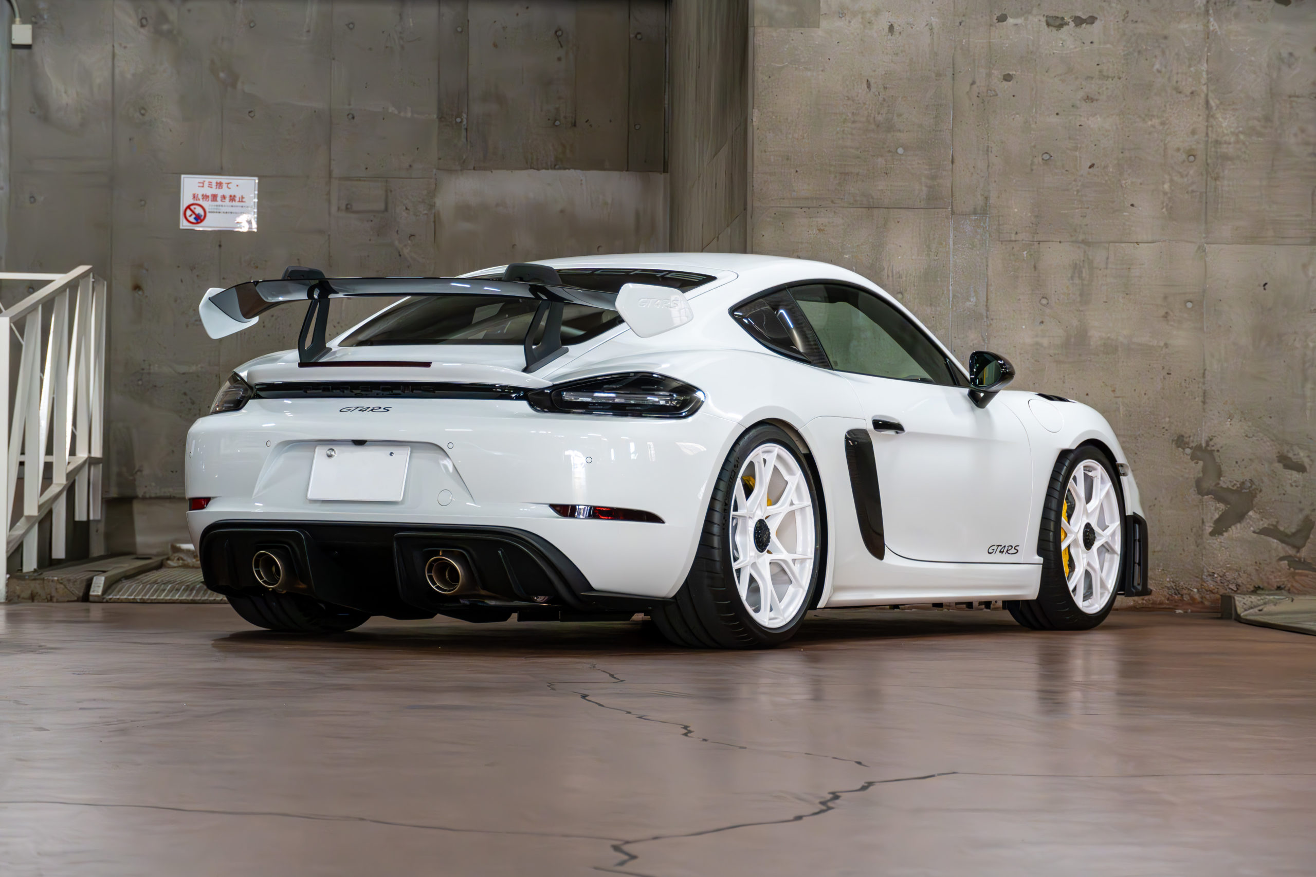 GT4RS カスタム　ローダウン　ラッピング　ペイント　PCCB カーボン　ホイールペイント