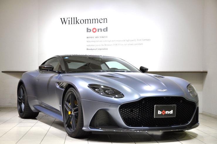 アストンマーティン DBS スーパーレッジェーラ 12気筒 カーボン bond ボンド 東京 カスタム ドレスアップ 輸入車 販売 買取 査定 新入庫車両 在庫車両
