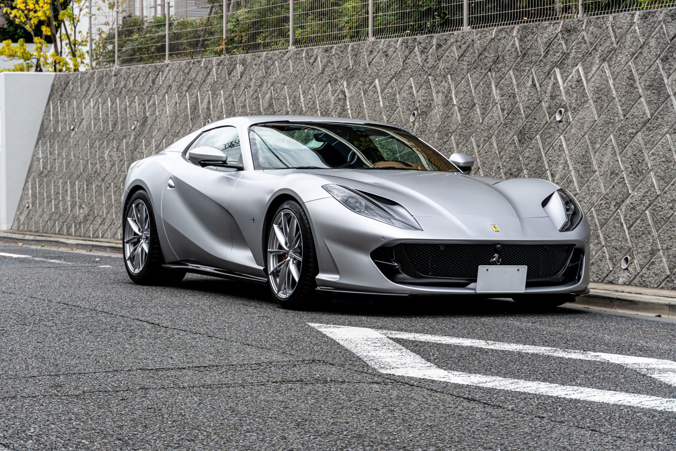 812GTS  カスタム　ローダウン　ステルスフィルム　ディフューザー　ペイント　スペーサー