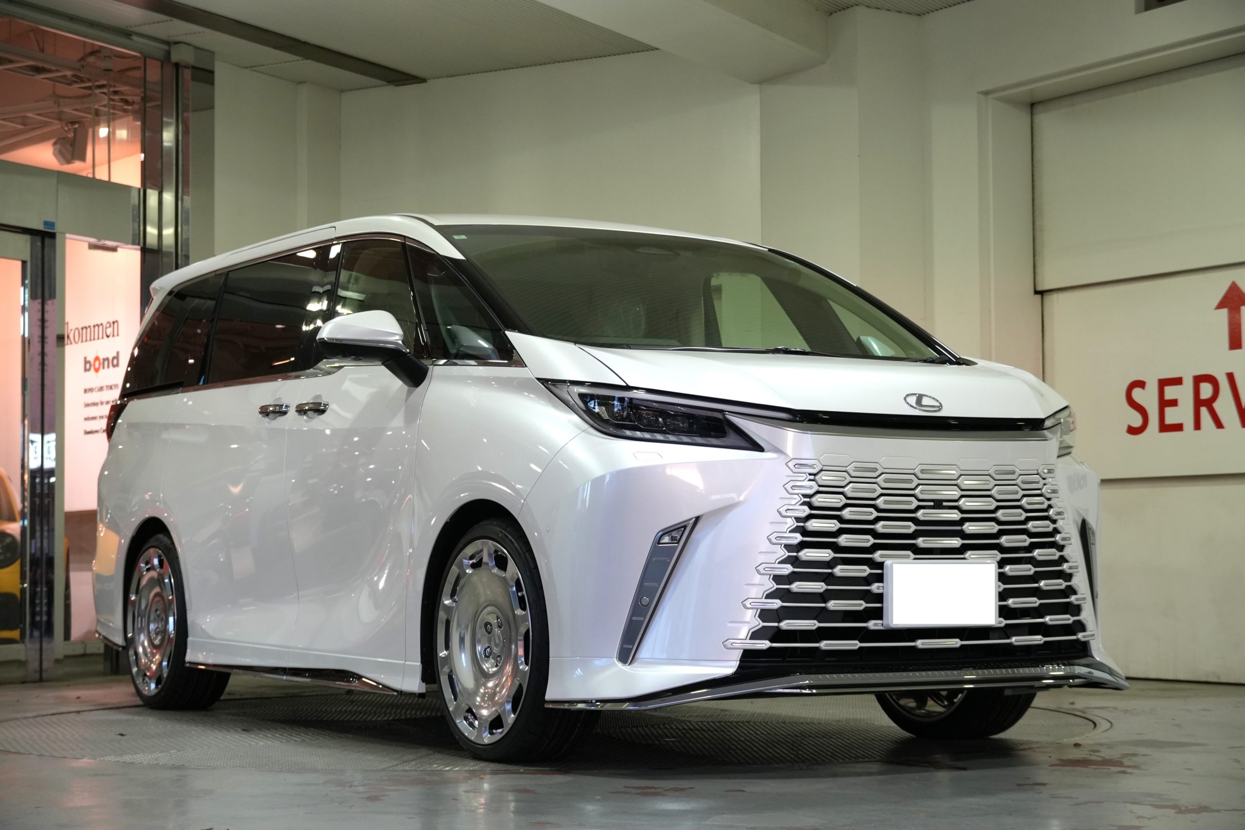 LEXUS　LM　ホイール　22インチ　鍛造ホイール　BC　FORGED　カスタム