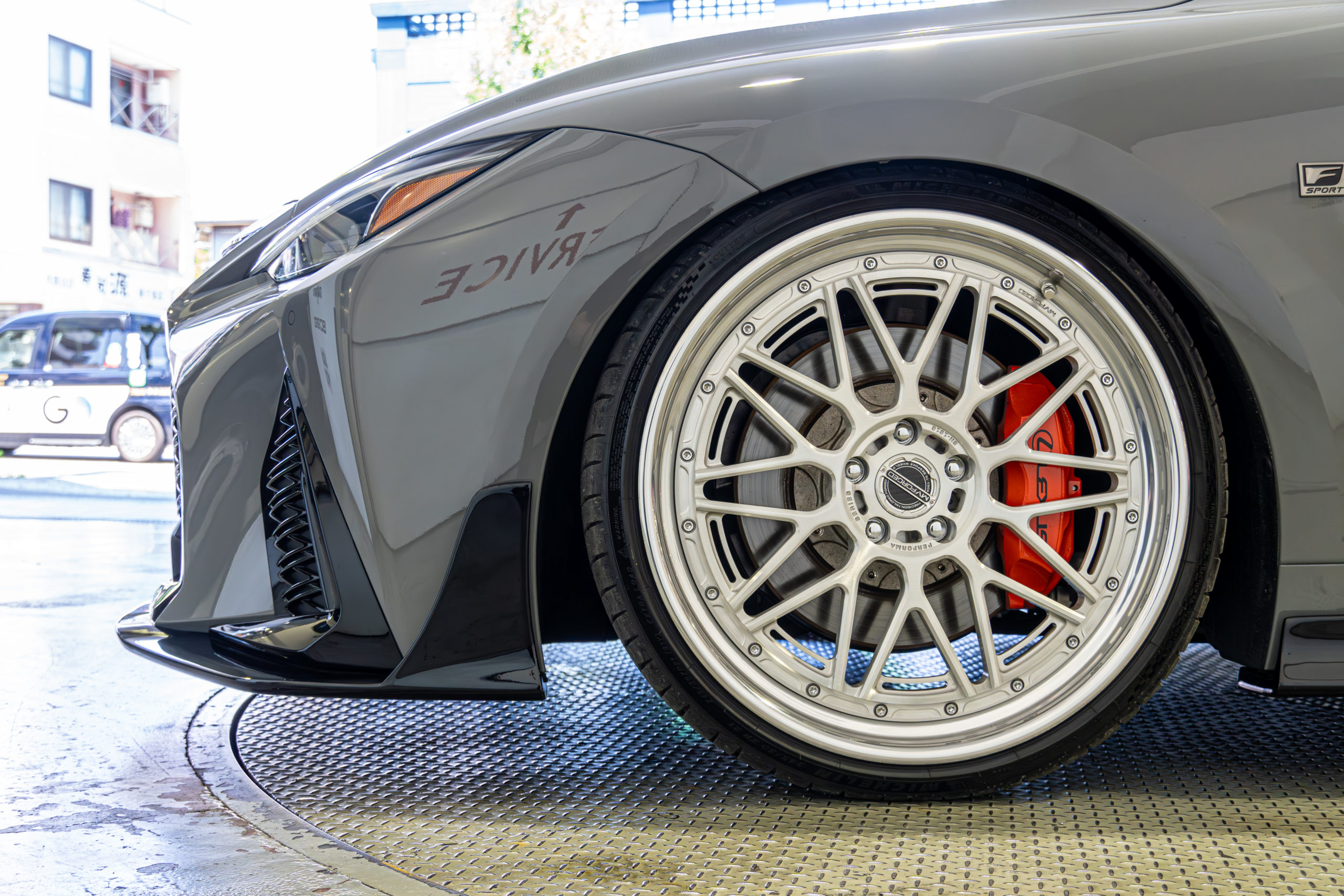 レクサス IS500 カスタム FSPORT LEXUS MV FORGED アーティシャンスピリッツ ローダウン