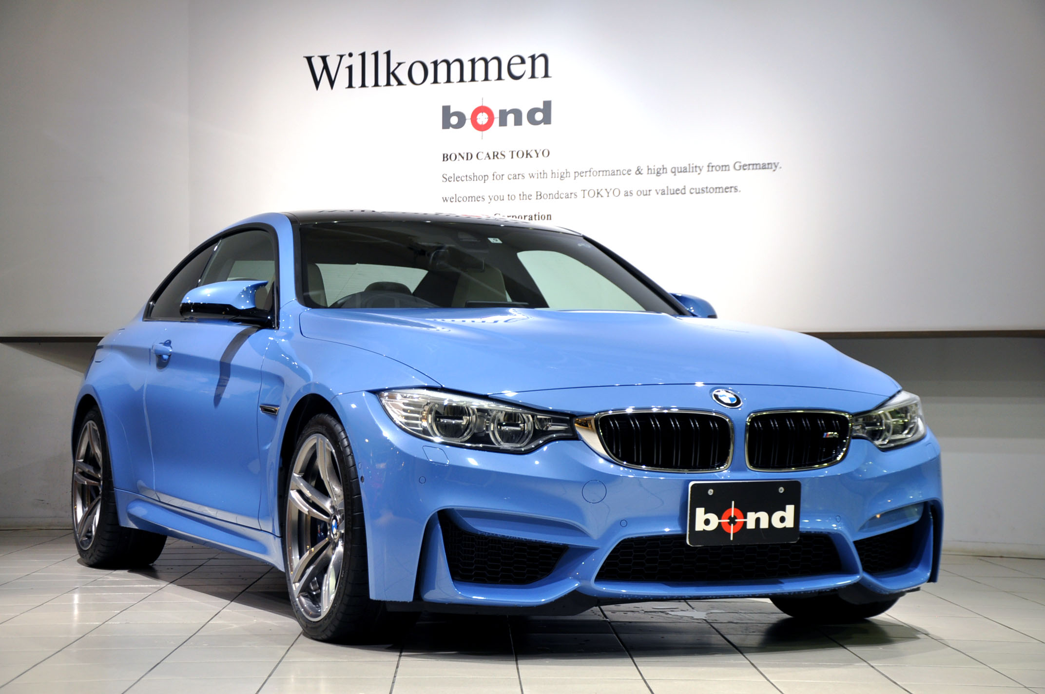 BMW M4 F82 MDCT ヤスマリナブルー Mperformance 輸入車 中古車 販売 買取 bond ボンド 東京