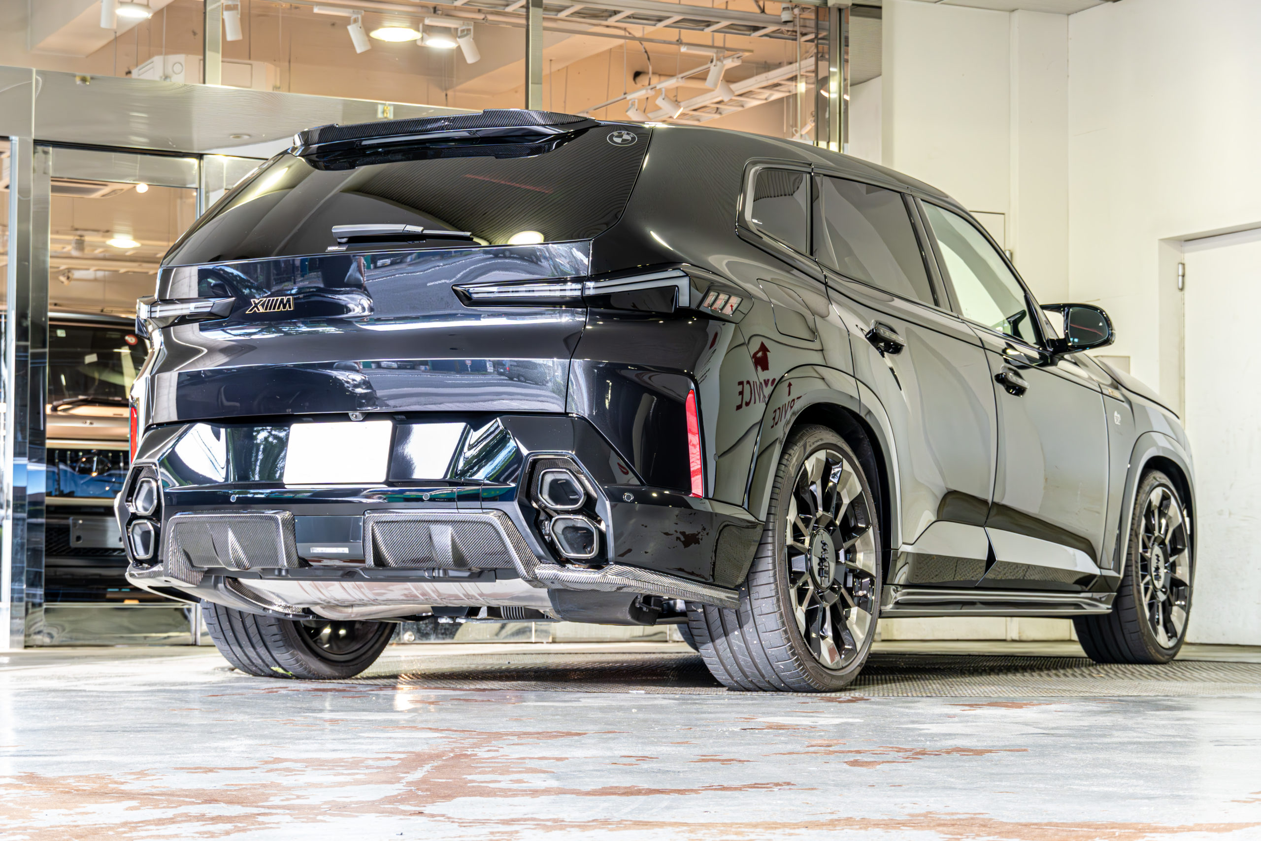 BMW XM 3Dデザイン カーボンパーツ CARBON