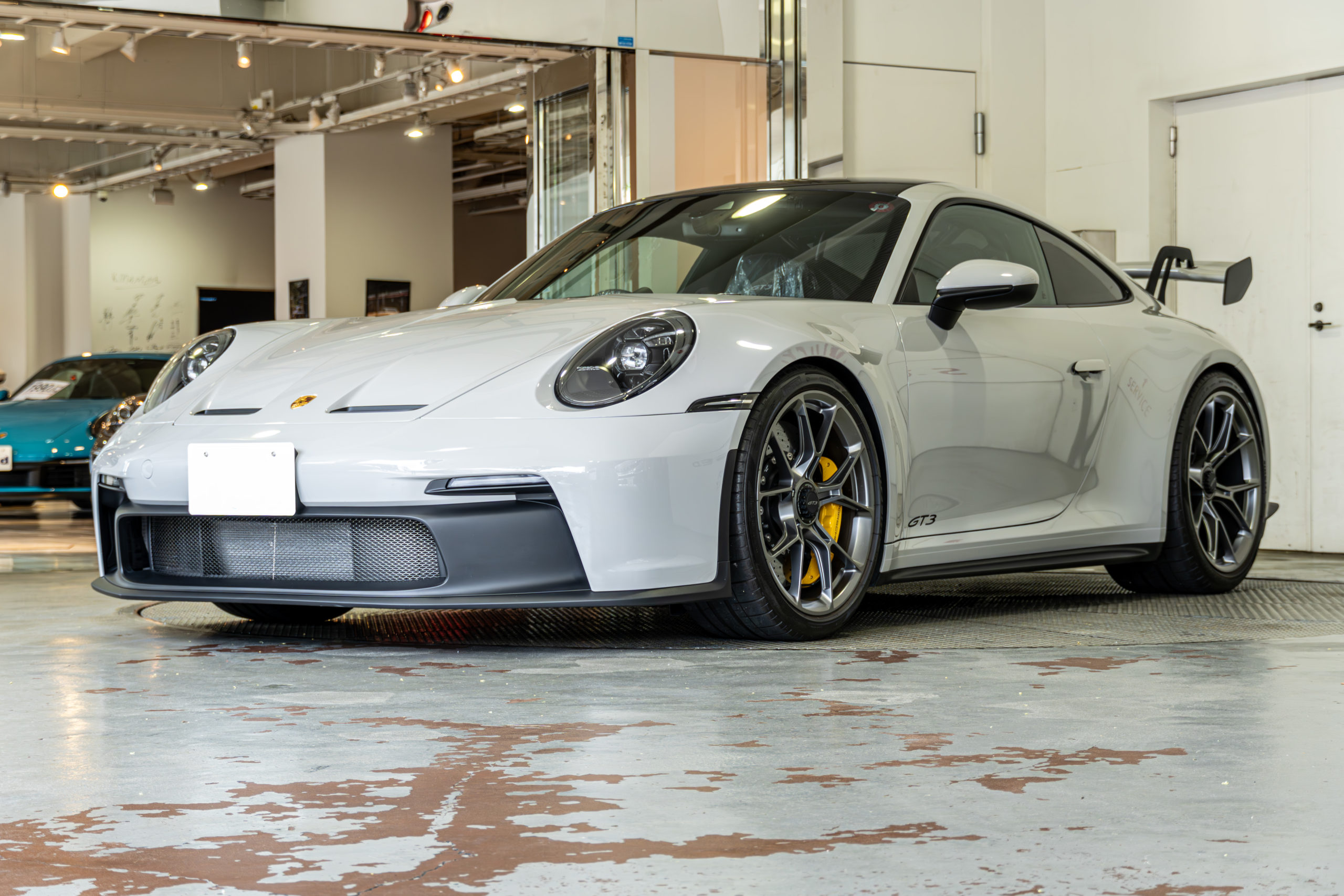 GT3 992 カスタム ローダウン ホイール PDLS レザーインテリア PCCB