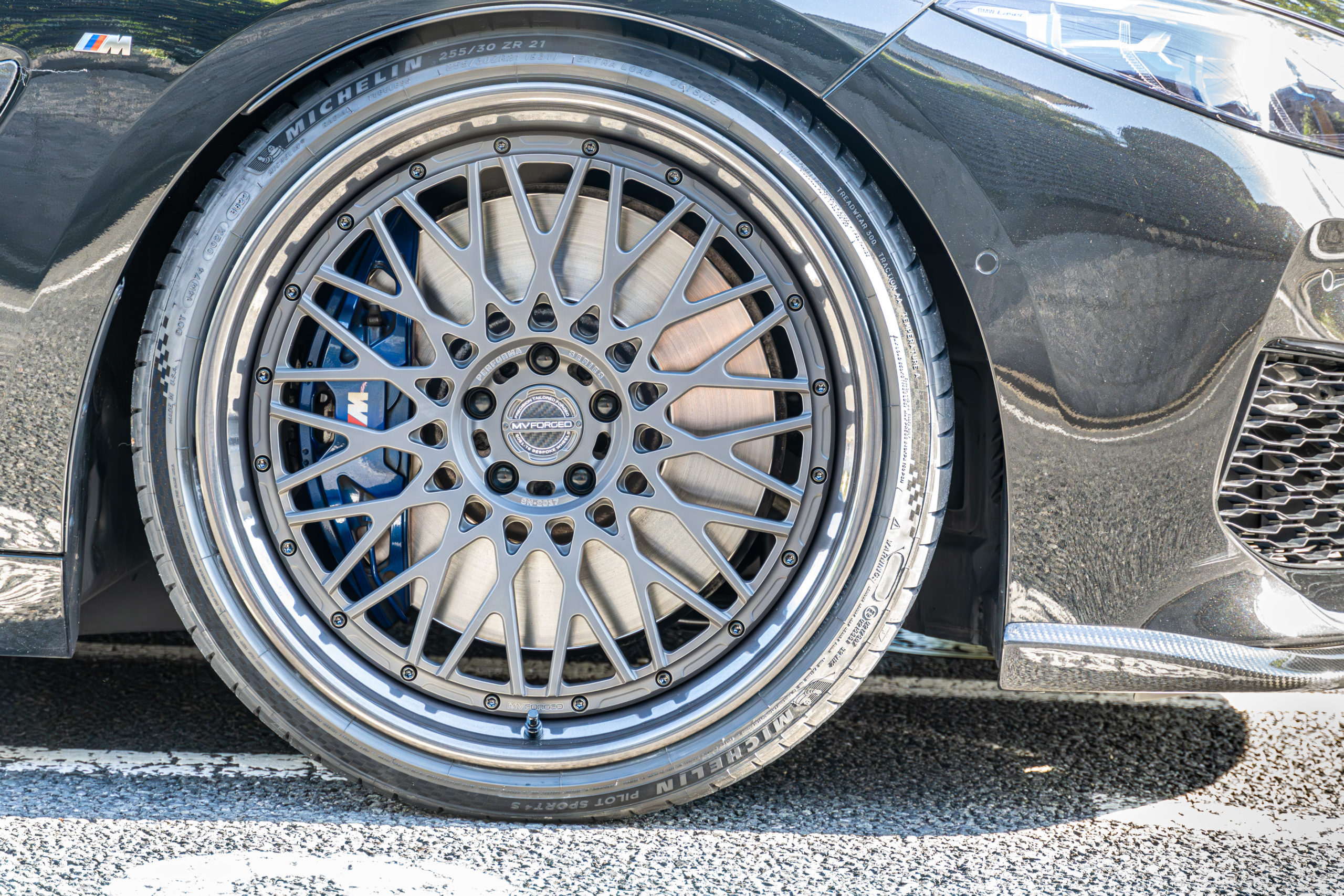 BMW M850 カスタム　MV FORGED ACｼｭﾆｯﾂｧｰ　KW車高調　M