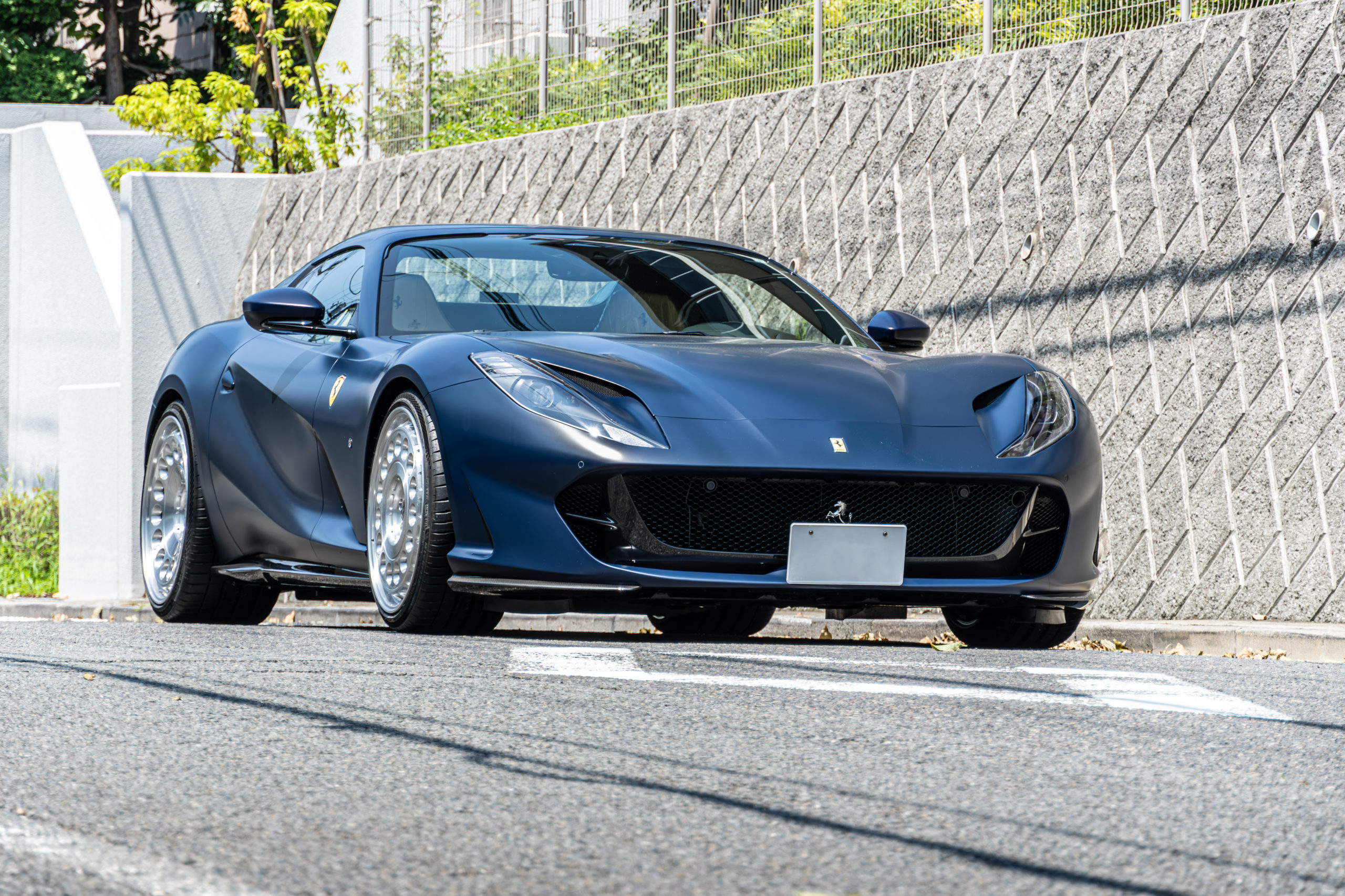 フェラーリ 812GTS カスタム　ローダウン　FERRARI HRE VINTAGE SERIES 037GTM